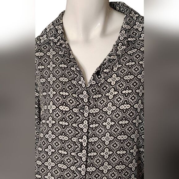 Banana Republic Black & White Button Down Shirt Blouse Top Sz medium - Picture 4 of 10